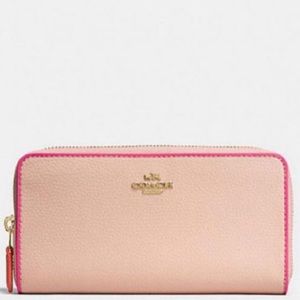 Coach Edgepaint Color Block Nude Blush Full-Sized Leather Wallet HTF